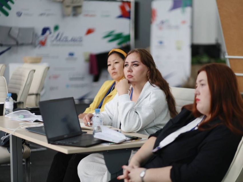 Увидели, чем живет бизнес: В Чите продолжается обучение участниц программы «Мама-предприниматель» 